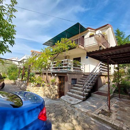 Apartments Vilim Pinezici  Exterior photo