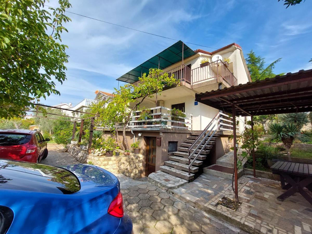 Apartments Vilim Pinezici  Exterior photo