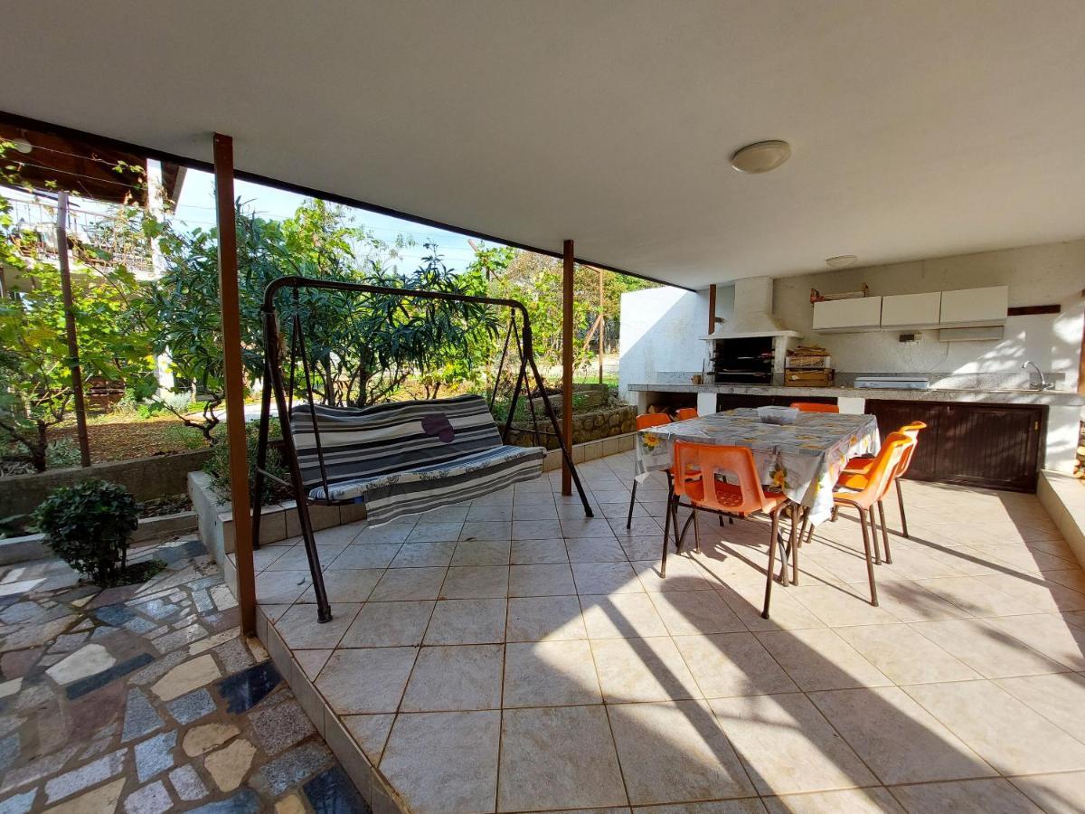 Apartments Vilim Pinezici  Exterior photo