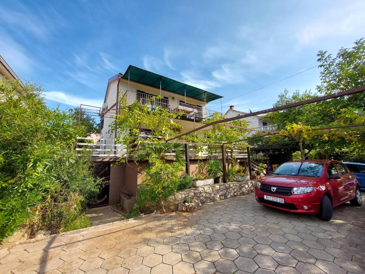 Apartments Vilim Pinezici  Exterior photo